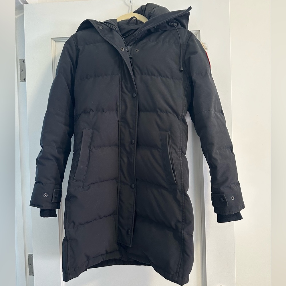 Women’s Canada Goose Shelbourne Parka. Black S/P